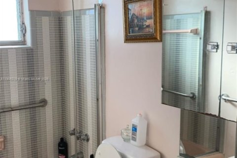 Villa ou maison à vendre à Hialeah, Floride: 3 chambres, 96.99 m2 № 1966325 - photo 19
