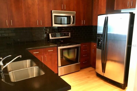 Condo in Orlando, Florida, 1 bedroom  № 1550657 - photo 2