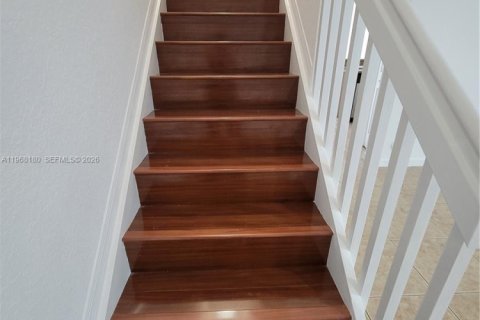 Touwnhouse à vendre à Miramar, Floride: 3 chambres, 139.63 m2 № 2089876 - photo 9