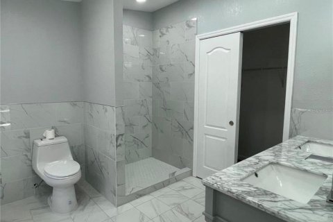 Villa ou maison à vendre à Wesley Chapel, Floride: 4 chambres, 170.75 m2 № 2215509 - photo 10