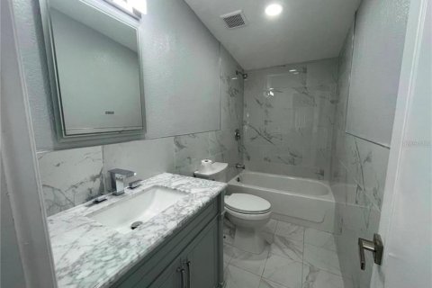 Villa ou maison à vendre à Wesley Chapel, Floride: 4 chambres, 170.75 m2 № 2215509 - photo 17