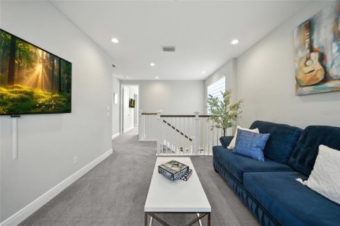 Casa en venta en Wesley Chapel, Florida, 4 dormitorios, 240.71 m2 № 1909847 - foto 22