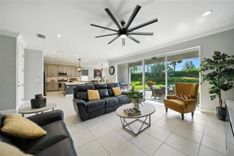 Casa en venta en Wesley Chapel, Florida, 4 dormitorios, 240.71 m2 № 1909847 - foto 9