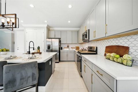 Casa en venta en Wesley Chapel, Florida, 4 dormitorios, 240.71 m2 № 1909847 - foto 15