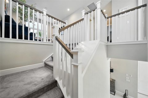 Casa en venta en Wesley Chapel, Florida, 4 dormitorios, 240.71 m2 № 1909847 - foto 20