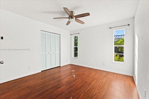 Casa en venta en West Park, Florida, 3 dormitorios, 187.94 m2 № 1967062 - foto 30