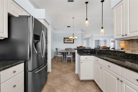 Condo in Punta Gorda, Florida, 3 bedrooms  № 2379795 - photo 23