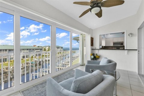 Condo in Punta Gorda, Florida, 3 bedrooms  № 2379795 - photo 25