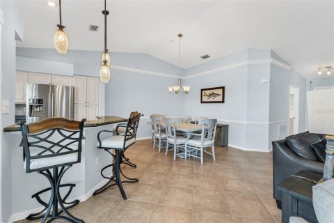 Condo in Punta Gorda, Florida, 3 bedrooms  № 2379795 - photo 14
