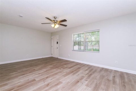 House in Tampa, Florida 3 bedrooms, 113.15 sq.m. № 1846575 - photo 4
