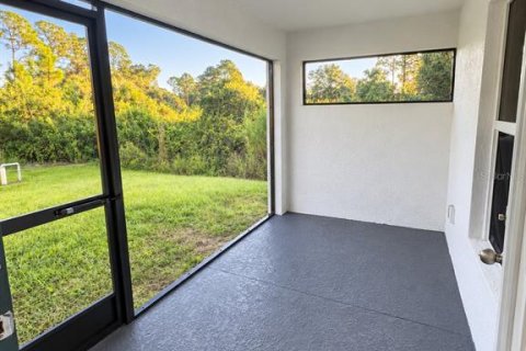 Villa ou maison à vendre à Lehigh Acres, Floride: 4 chambres, 148.09 m2 № 2431800 - photo 21