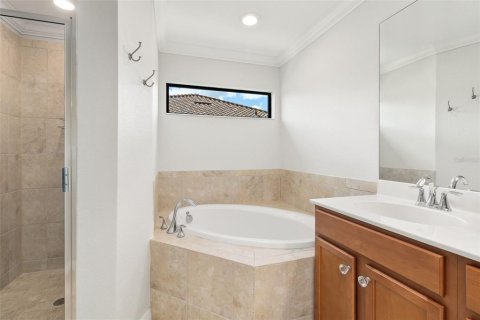 Condominio en venta en Bradenton, Florida, 2 dormitorios, 159.42 m2 № 1858473 - foto 16