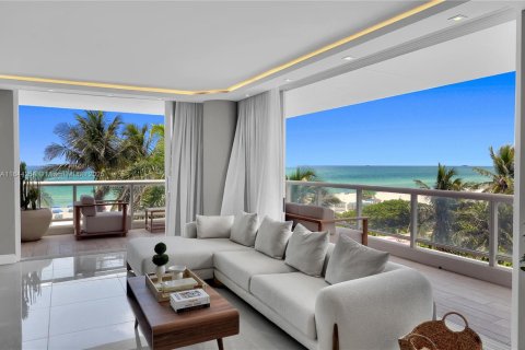 Condo in Miami Beach, Florida, 2 bedrooms  № 1842736 - photo 6