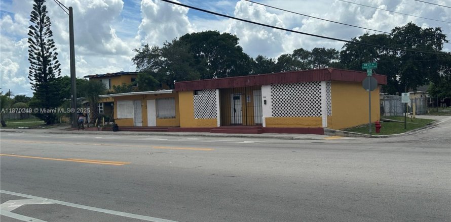 Propiedad comercial en Fort Lauderdale, Florida № 1922965