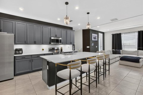 Adosado en venta en Winter Garden, Florida, 4 dormitorios, 172.8 m2 № 2320862 - foto 11