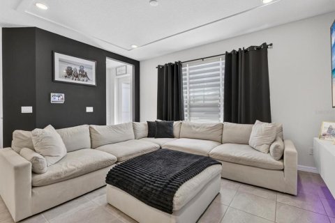 Adosado en venta en Winter Garden, Florida, 4 dormitorios, 172.8 m2 № 2320862 - foto 8