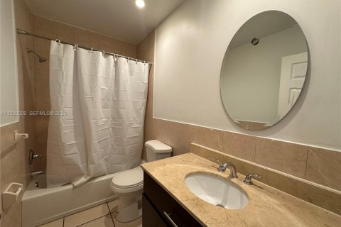 Apartment in Hollywood, Florida 1 bedroom № 2020713 - photo 14