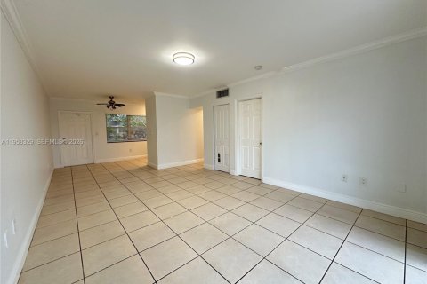 Apartment in Hollywood, Florida 1 bedroom № 2020713 - photo 6