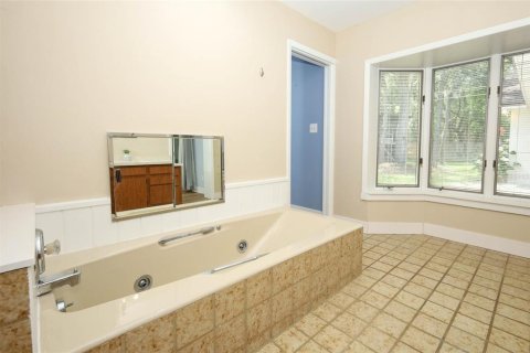 Casa en venta en Winter Springs, Florida, 5 dormitorios, 234.39 m2 № 2210072 - foto 28