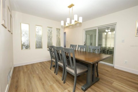 Casa en venta en Winter Springs, Florida, 5 dormitorios, 234.39 m2 № 2210072 - foto 17
