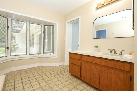 Casa en venta en Winter Springs, Florida, 5 dormitorios, 234.39 m2 № 2210072 - foto 25