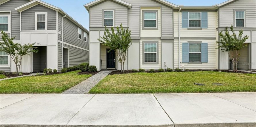 Townhouse in Davenport, Florida 5 bedrooms, 213.02 sq.m. № 2226874