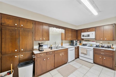 Villa ou maison à vendre à Ocala, Floride: 3 chambres, 270.72 m2 № 2148363 - photo 26