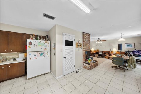 Villa ou maison à vendre à Ocala, Floride: 3 chambres, 270.72 m2 № 2148363 - photo 30