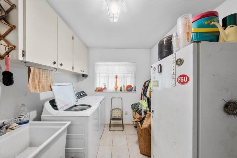 Villa ou maison à vendre à Ocala, Floride: 3 chambres, 270.72 m2 № 2148363 - photo 21