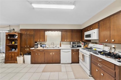 Villa ou maison à vendre à Ocala, Floride: 3 chambres, 270.72 m2 № 2148363 - photo 27