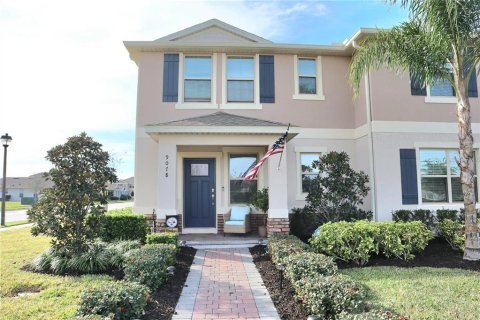 Adosado en Winter Garden, Florida 3 dormitorios, 168.52 m2 № 2148882