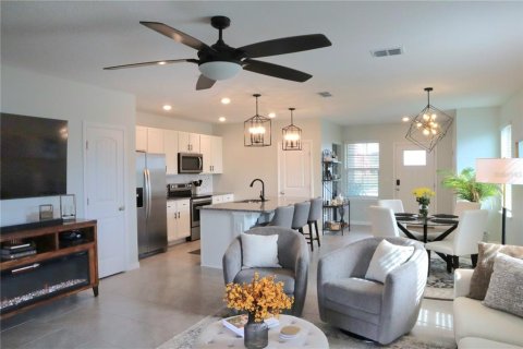 Adosado en alquiler en Winter Garden, Florida, 3 dormitorios, 168.52 m2 № 2148882 - foto 4