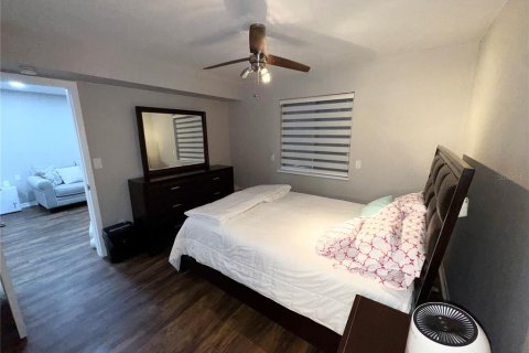 Condominio en venta en Gainesville, Florida, 2 dormitorios, 81.2 m2 № 1659269 - foto 14