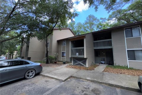 Condominio en venta en Gainesville, Florida, 2 dormitorios, 81.2 m2 № 1659269 - foto 1