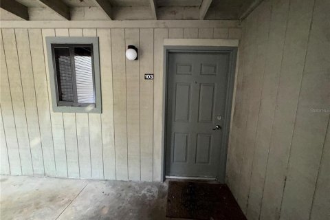 Condominio en venta en Gainesville, Florida, 2 dormitorios, 81.2 m2 № 1659269 - foto 3