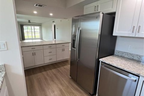 Condominio en alquiler en Port Charlotte, Florida, 2 dormitorios, 108.51 m2 № 1826990 - foto 14