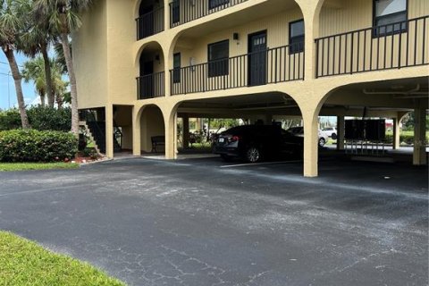 Condominio en alquiler en Port Charlotte, Florida, 2 dormitorios, 108.51 m2 № 1826990 - foto 2