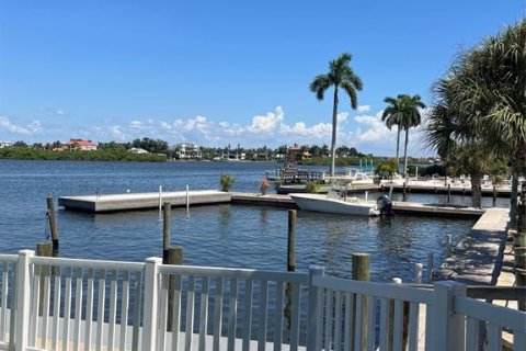 Condominio en venta en Sarasota, Florida, 2 dormitorios, 183.95 m2 № 2295140 - foto 4