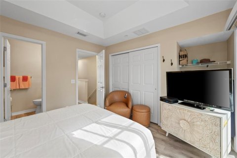 Townhouse in Lakewood Ranch, Florida 2 bedrooms, 98.85 sq.m. № 2234207 - photo 21
