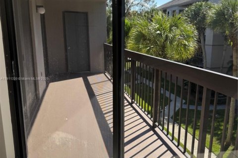 Снять в аренду кондоминиум в Майами, Флорида 2 спальни, 87.24м2, № 1968569 - фото 19