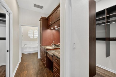 Casa en venta en Lakeland, Florida, 4 dormitorios, 305.28 m2 № 1899517 - foto 28