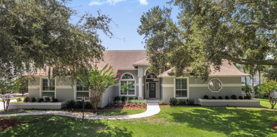 House in Lakeland, Florida 4 bedrooms, 305.28 sq.m. № 1899517