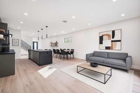 Купить виллу или дом в Майами, Флорида 4 спальни, № 1958173 - фото 21