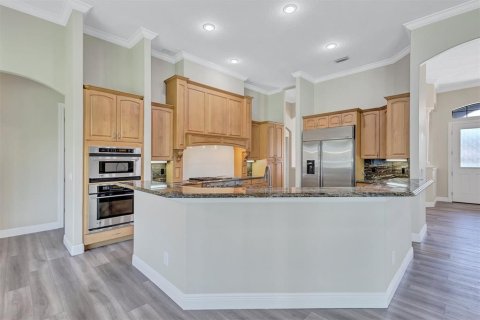 House in Bradenton, Florida 4 bedrooms, 499.81 sq.m. № 2225514 - photo 18