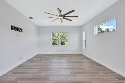 House in Bradenton, Florida 4 bedrooms, 499.81 sq.m. № 2225514 - photo 29