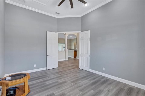 House in Bradenton, Florida 4 bedrooms, 499.81 sq.m. № 2225514 - photo 12
