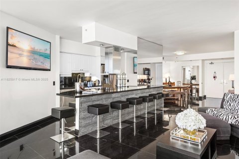 Condominio en venta en Miami Beach, Florida, 2 dormitorios, 142.14 m2 № 1936911 - foto 7