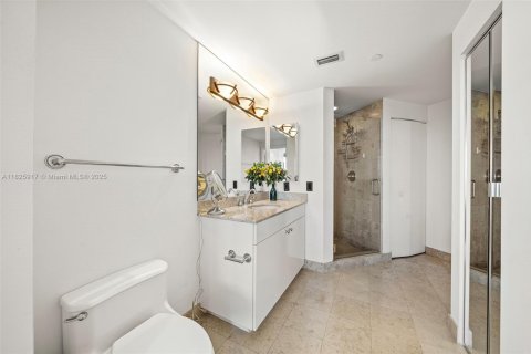 Condominio en venta en Miami Beach, Florida, 2 dormitorios, 142.14 m2 № 1936911 - foto 16