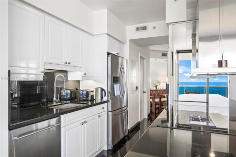 Condominio en venta en Miami Beach, Florida, 2 dormitorios, 142.14 m2 № 1936911 - foto 8