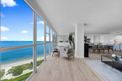 Condo in Key Biscayne, Florida, 3 bedrooms  № 1888854 - photo 5